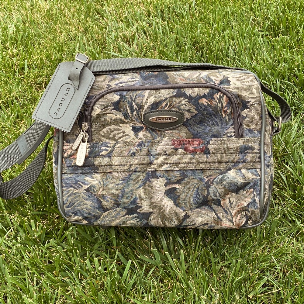 Jaguar duffel style tote bag